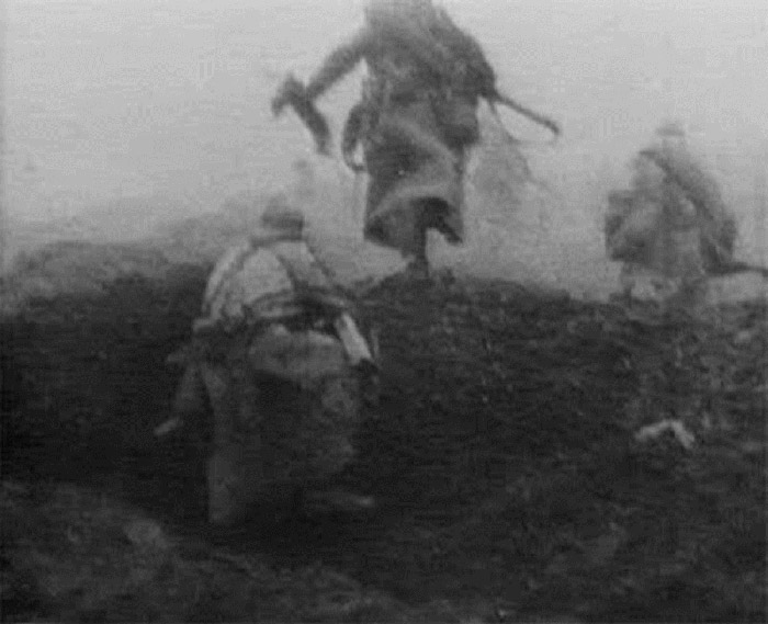 A real combat photo taken during the fighting at Chemin-des-Dames, 1917.