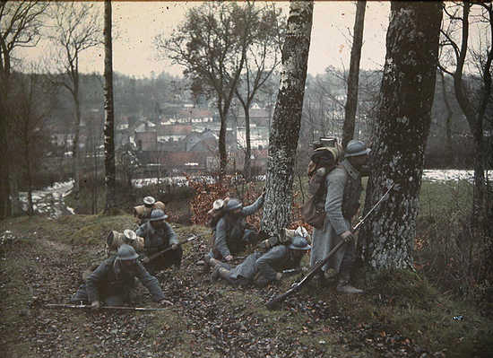 A posed photo of an ambush, 1918.