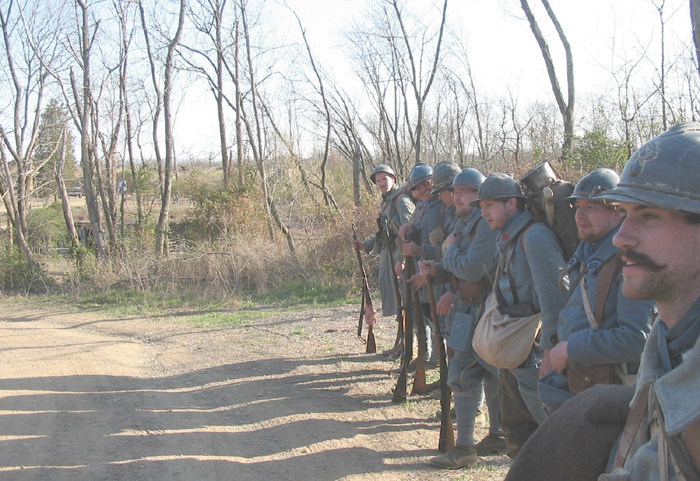 The unit prepares to move up to the line, April 2005.